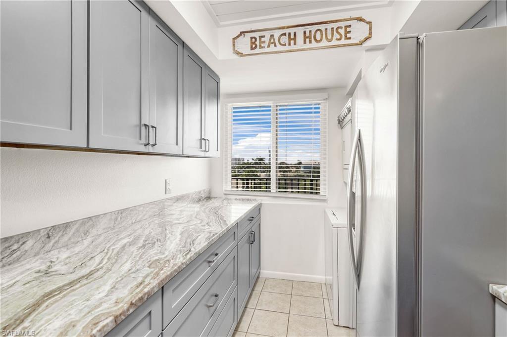 FAIRVIEW ISLES CONDO - Residential