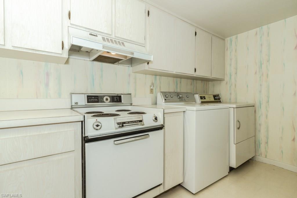 LAKEWOOD - Residential