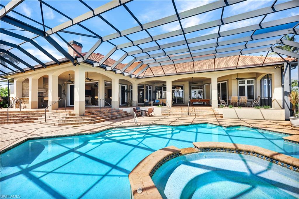 ST. CHARLES HARBOUR - Residential