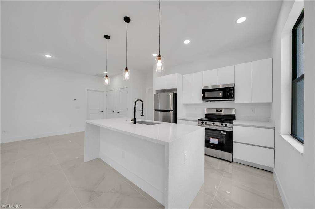 LEHIGH ACRES - Residential Lease