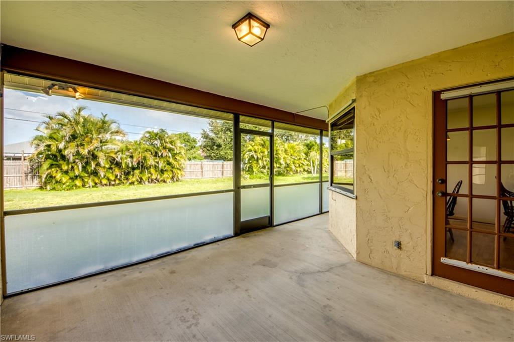 CAPE CORAL - Residential