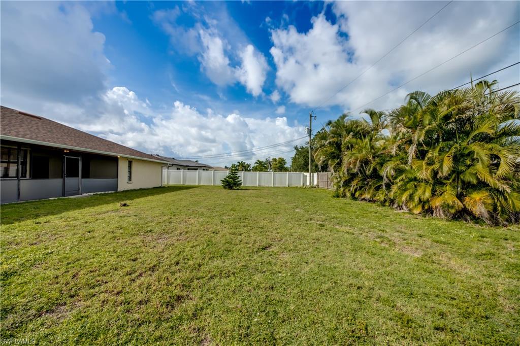 CAPE CORAL - Residential