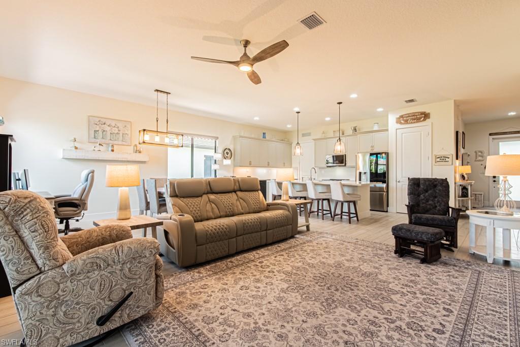 MAPLE RIDGE - Residential