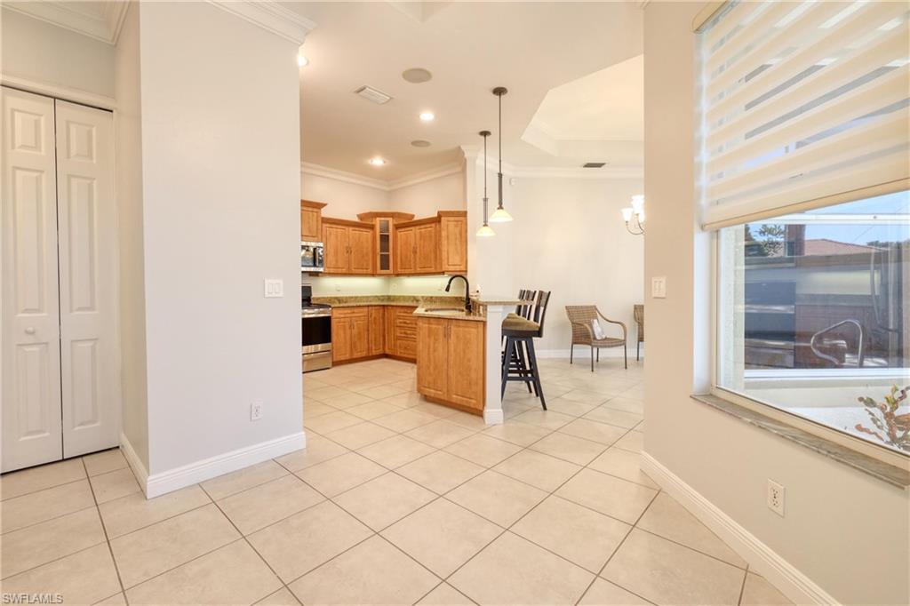 HARBOUR ISLE YACHT AND RACQUET CLUB CONDO - Residential
