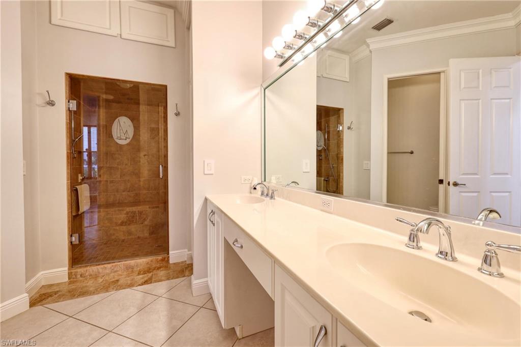 HARBOUR ISLE YACHT AND RACQUET CLUB CONDO - Residential