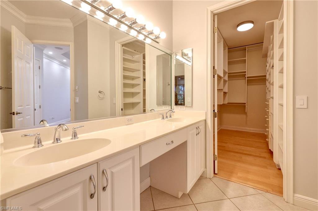 HARBOUR ISLE YACHT AND RACQUET CLUB CONDO - Residential