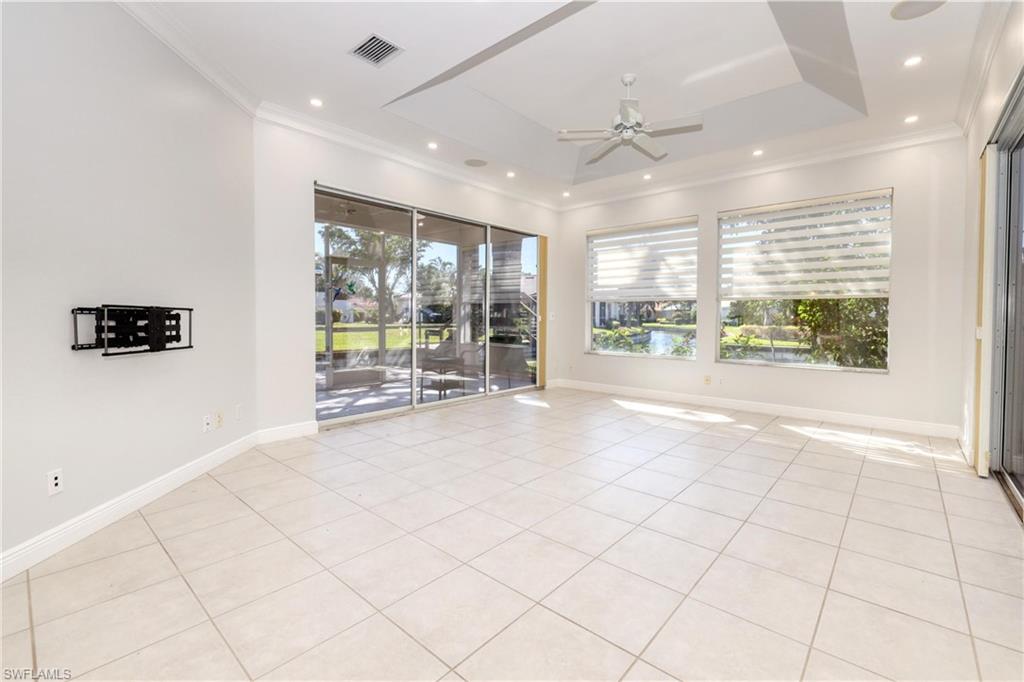 HARBOUR ISLE YACHT AND RACQUET CLUB CONDO - Residential