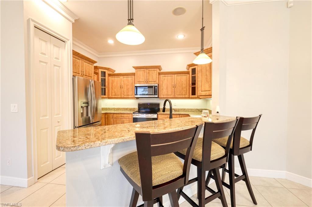 HARBOUR ISLE YACHT AND RACQUET CLUB CONDO - Residential