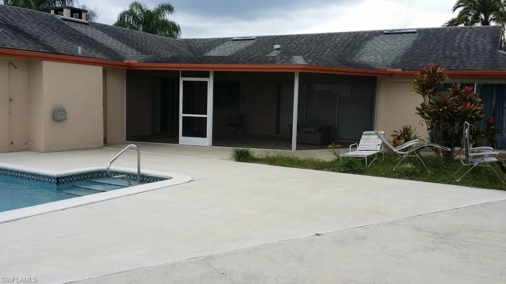 COUNTRY CLUB ESTATES - Residential