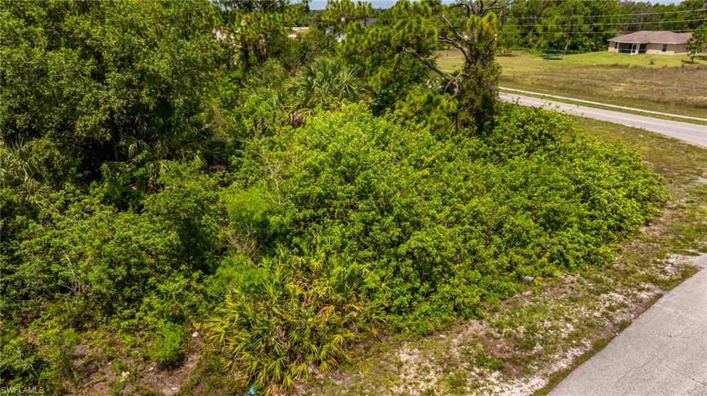 LEHIGH ACRES - Land