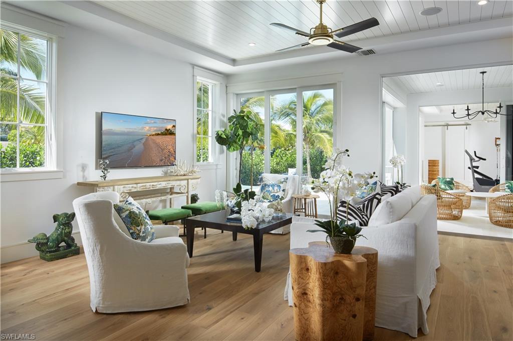 OLDE NAPLES - Residential