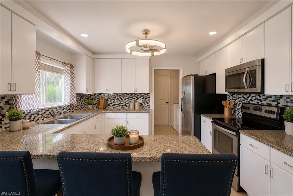 GOLDEN GATE ESTATES - Residential