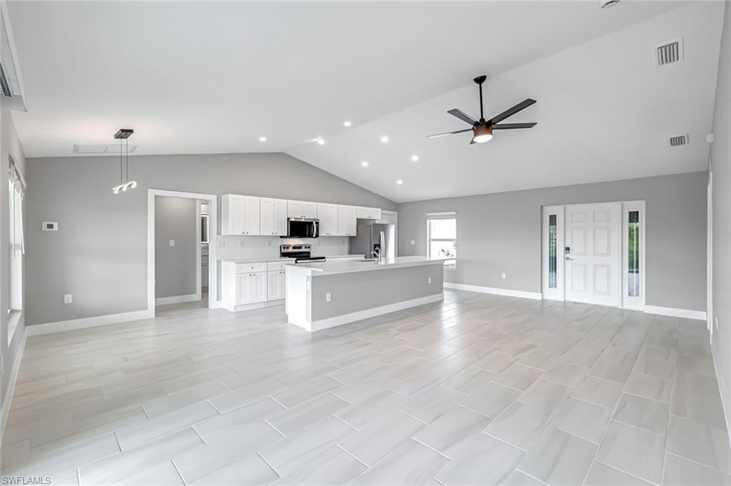 CAPE CORAL - Residential