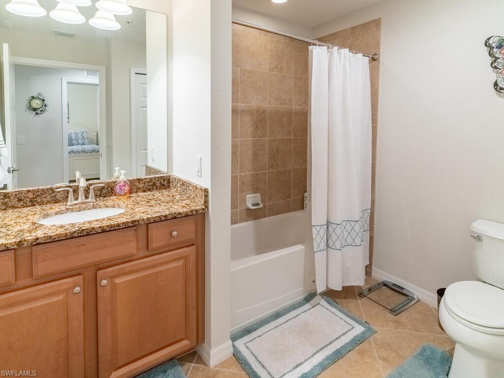 DI NAPOLI - Residential Lease