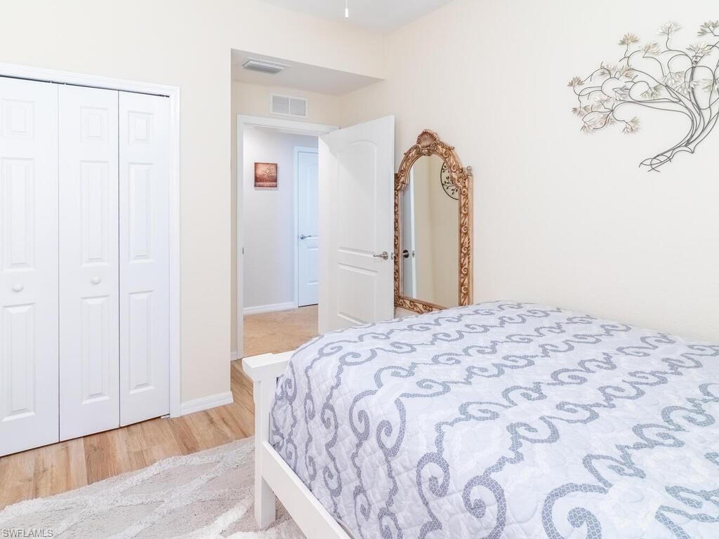 DI NAPOLI - Residential Lease