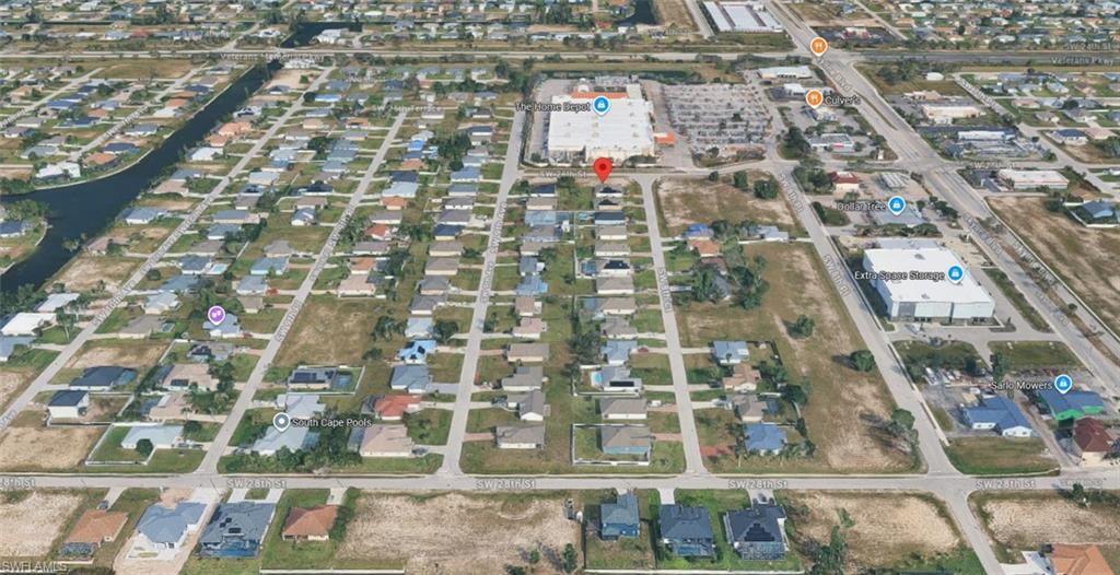 CAPE CORAL - Land