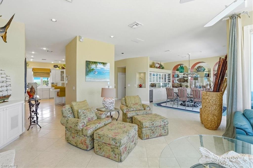 COTTAGES AT BAREFOOT - Residential