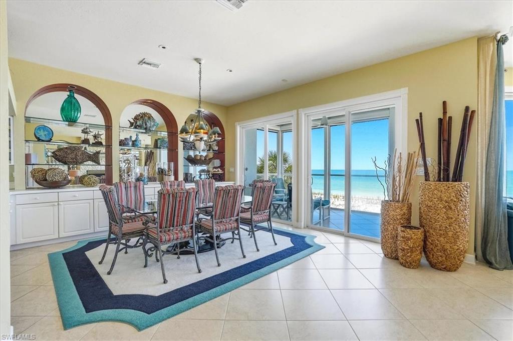 COTTAGES AT BAREFOOT - Residential