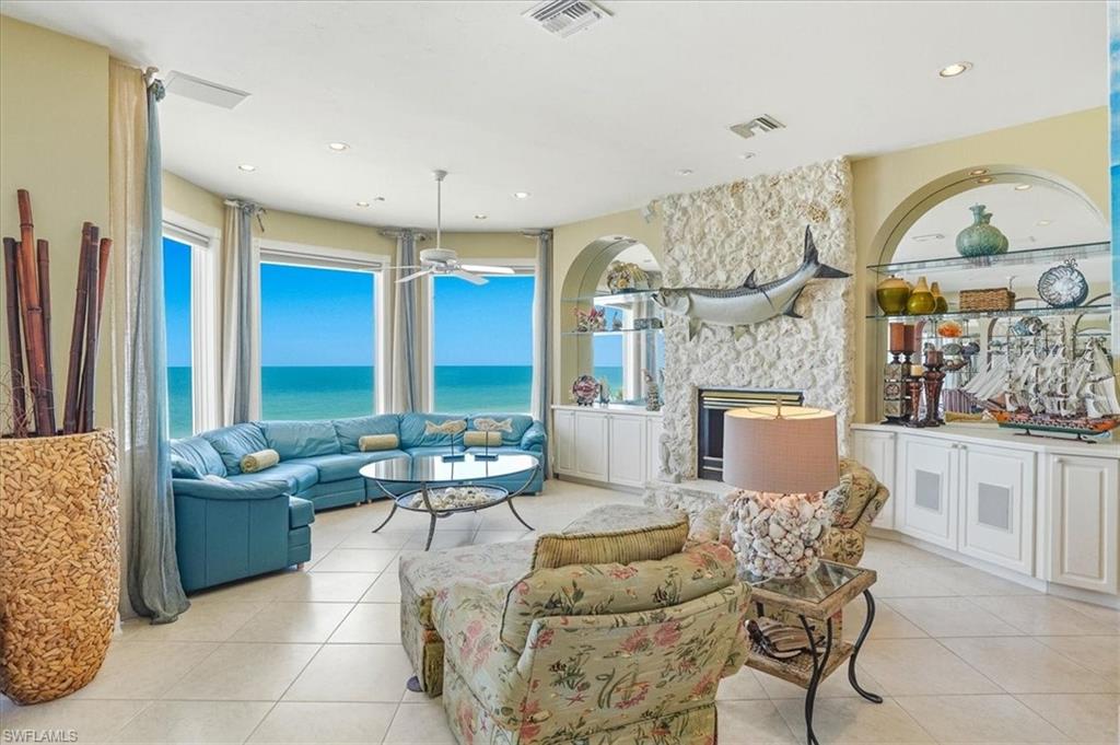 COTTAGES AT BAREFOOT - Residential