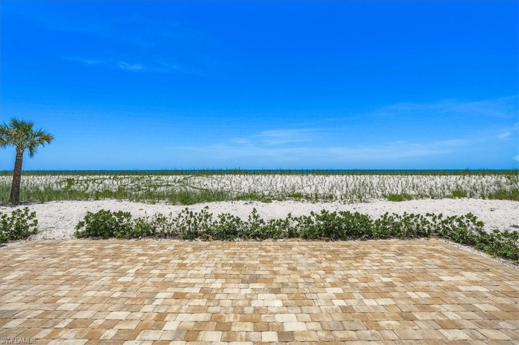 COTTAGES AT BAREFOOT - Residential