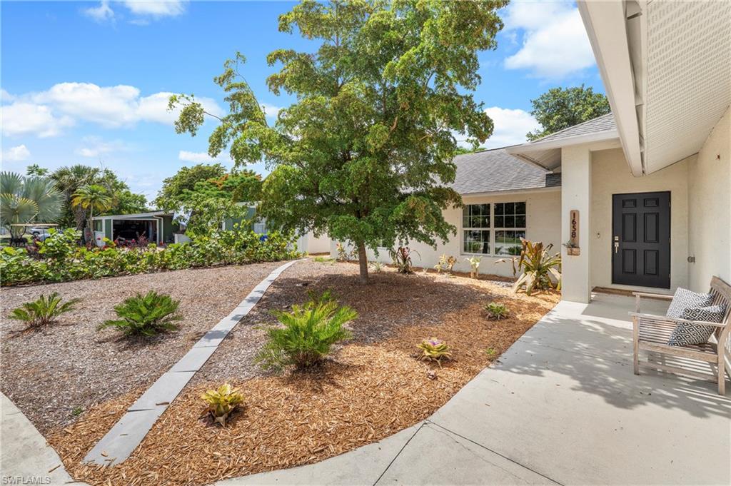 COUNTRY CLUB HOMES - Residential
