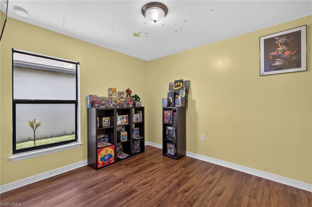 SHADOW LAKES - Residential