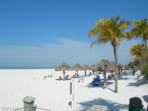 MARCO BEACH - Residential