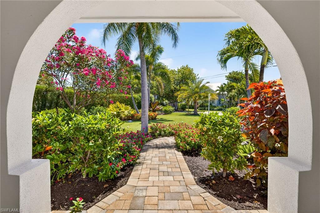 SANIBEL ESTATES - Residential
