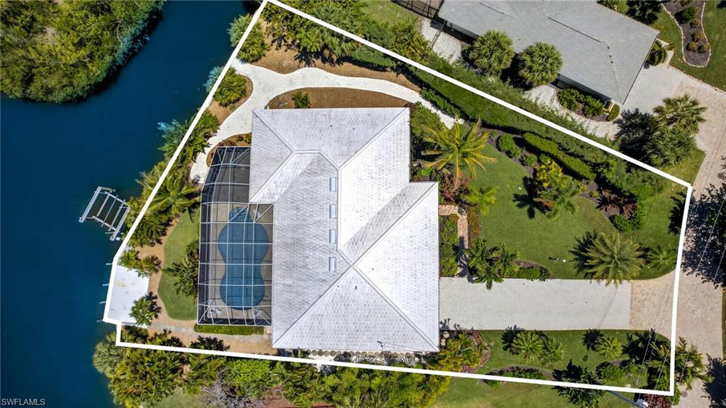 SANIBEL ESTATES - Residential