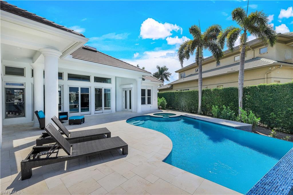 MOORINGS - Residential
