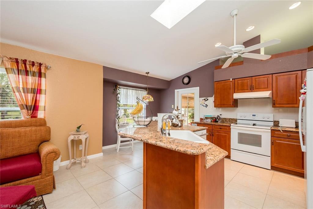 GOLDEN GATE ESTATES - Residential