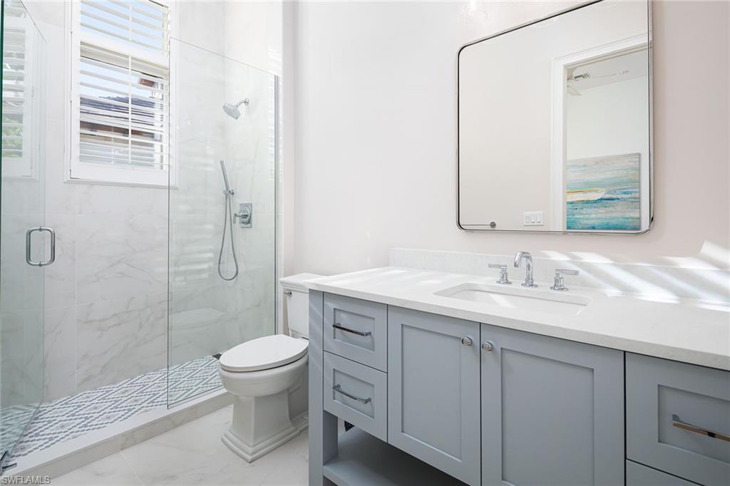 ESCADA AT TIBURON - Residential