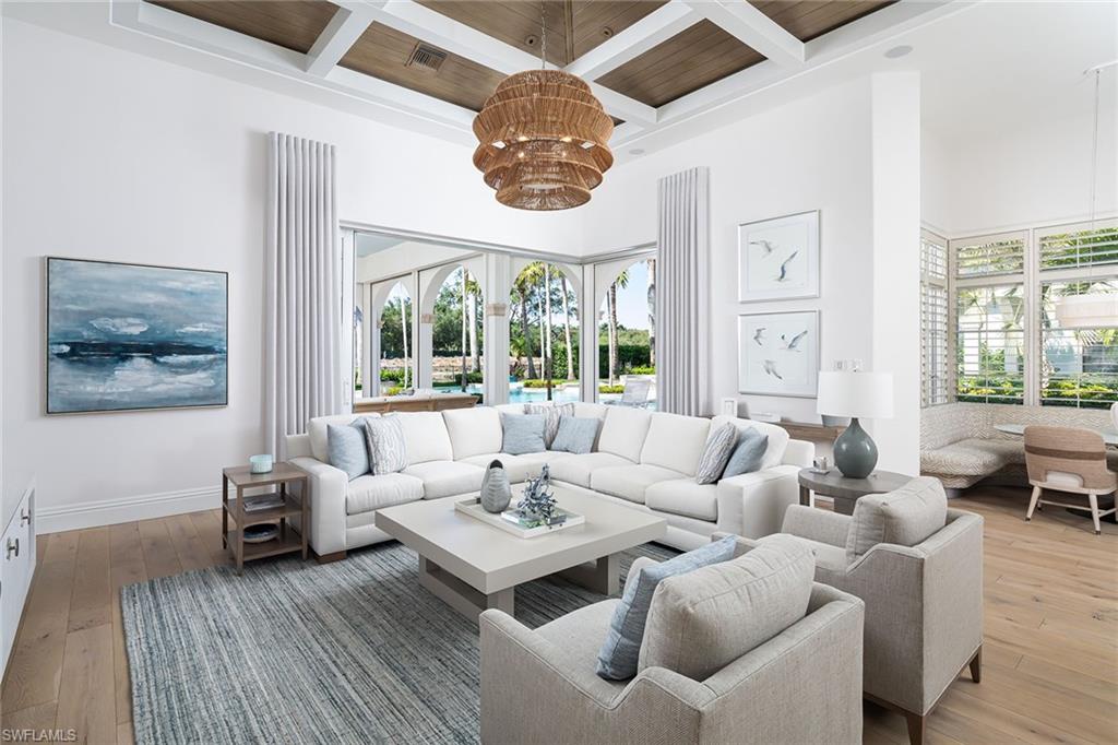 ESCADA AT TIBURON - Residential