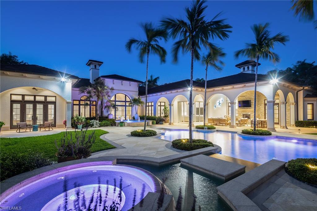 ESCADA AT TIBURON - Residential