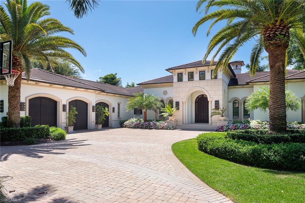 ESCADA AT TIBURON - Residential