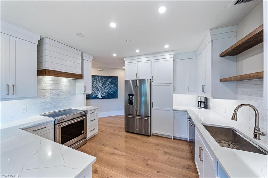 CRESCENT - Residential
