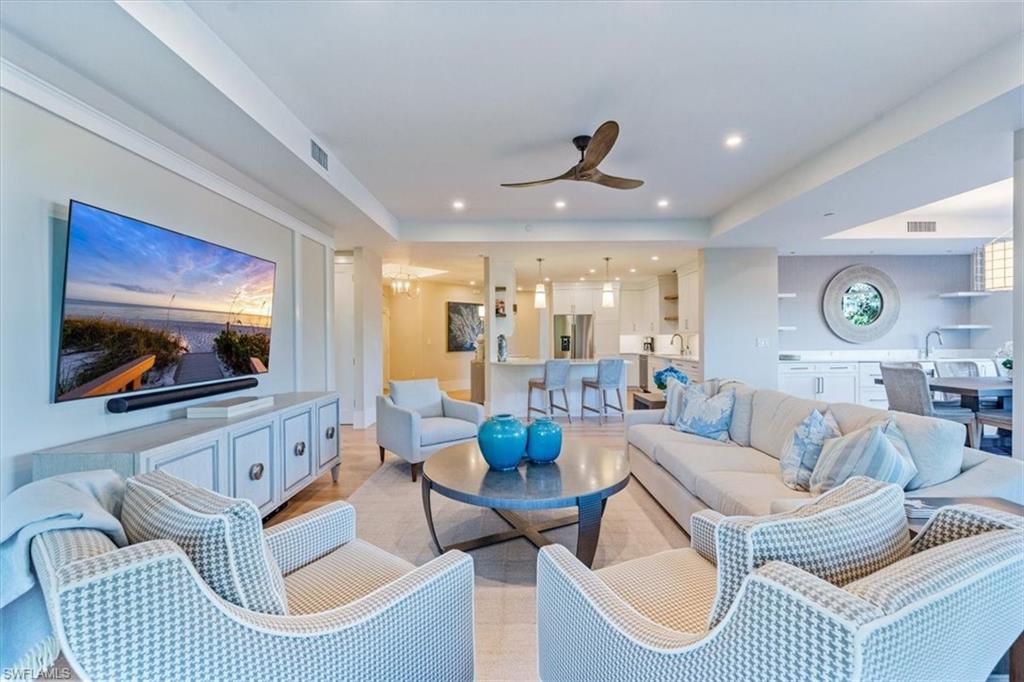 CRESCENT - Residential