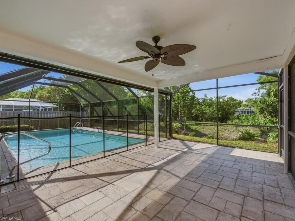 QUEENS PARK AT LAGO VERDE - Residential