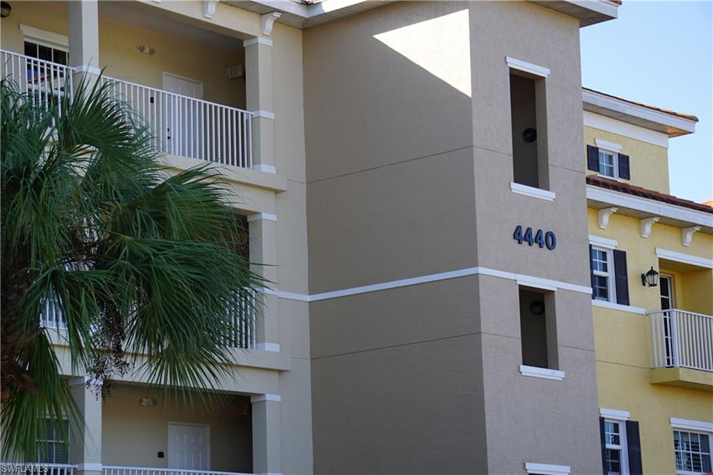 Enjoy the natural preserve view from the covered lanai in this pet friendly, 3 bedroom/2 bath end unit condo. This is a well maintained unit with the master bedroom also overlooking the serene preserve. This unit comes with a detached garage and a storage area. Botanical Place is a 20 acre community offering a beautiful club house with a business office, a heated pool with fountains and a jacuzzi spa, an exercise room, grills, and a on-site management office.  Botanical Place is close to the Botanical Gardens, Celebration Park(food trucks), Lake Avalon Beach and Sugden park. Botanical Place is situated in the middle of the Bayshore Art District, with plenty of restaurants and shopping nearby. Botanical Place is about 3 miles from the beaches and 2 miles from downtown Naples shopping.