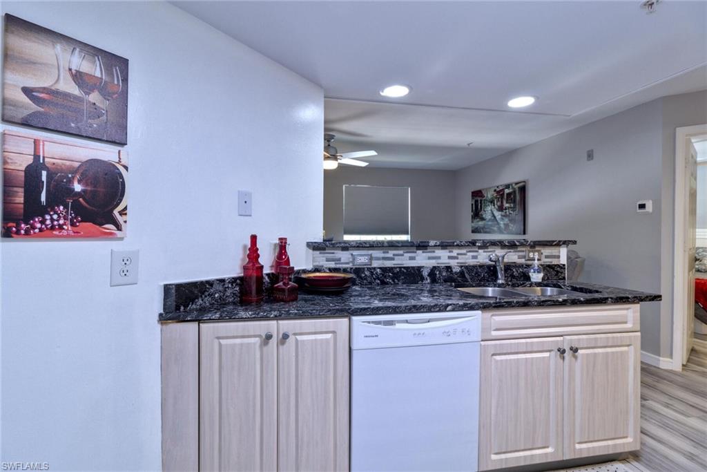 FOUR MILE COVE - Residential Lease