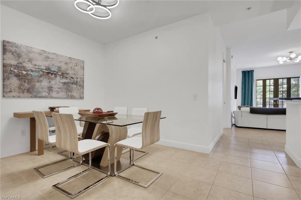 THE RESIDENCES AT COCONUT POINT - Residential Lease
