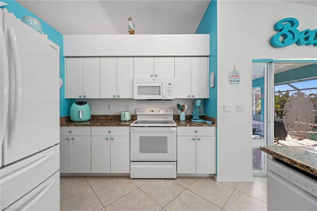 CAPE CORAL - Residential Lease