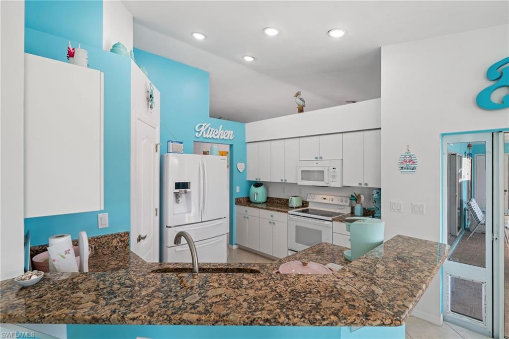 CAPE CORAL - Residential Lease