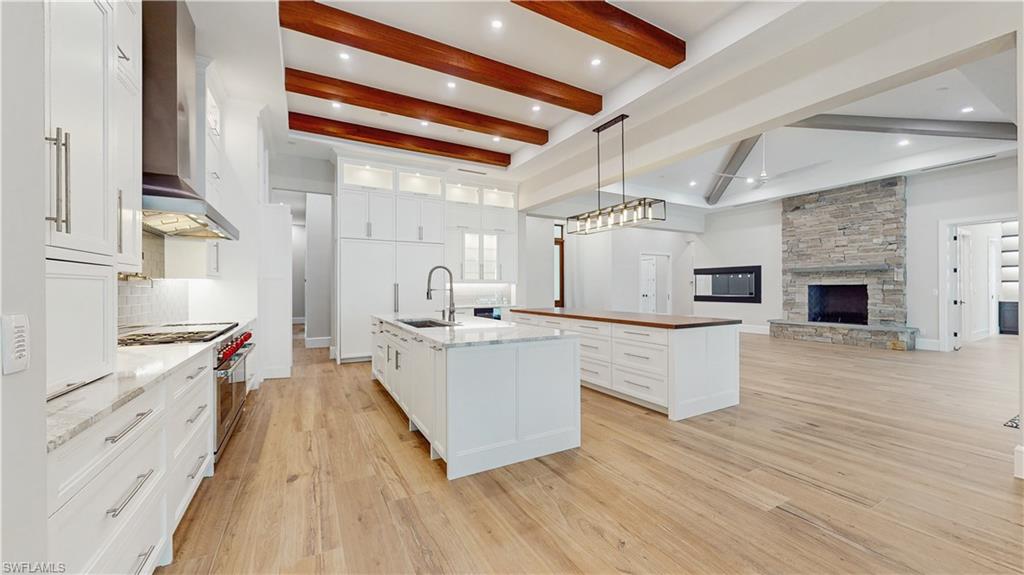 OAKES ESTATES - Residential