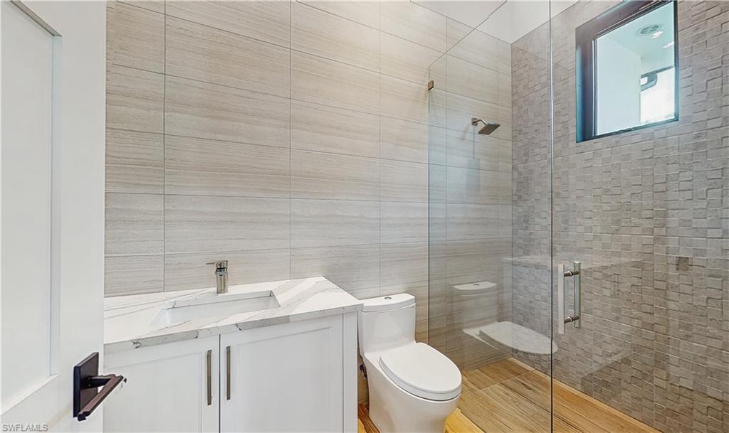 OAKES ESTATES - Residential