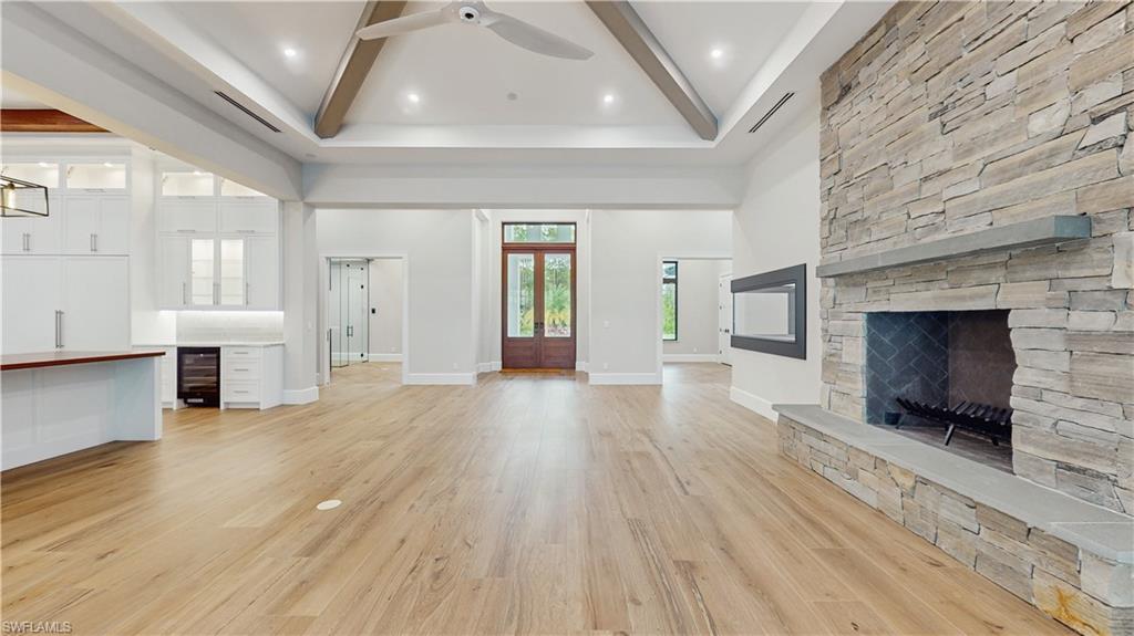 OAKES ESTATES - Residential
