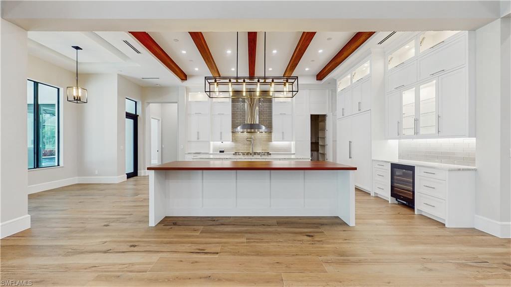 OAKES ESTATES - Residential