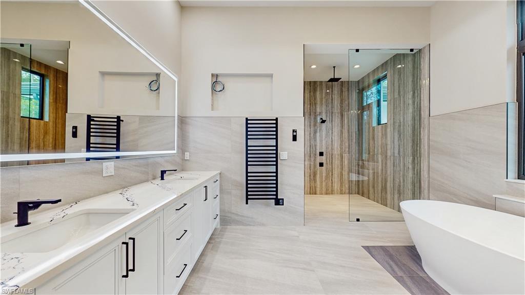 OAKES ESTATES - Residential