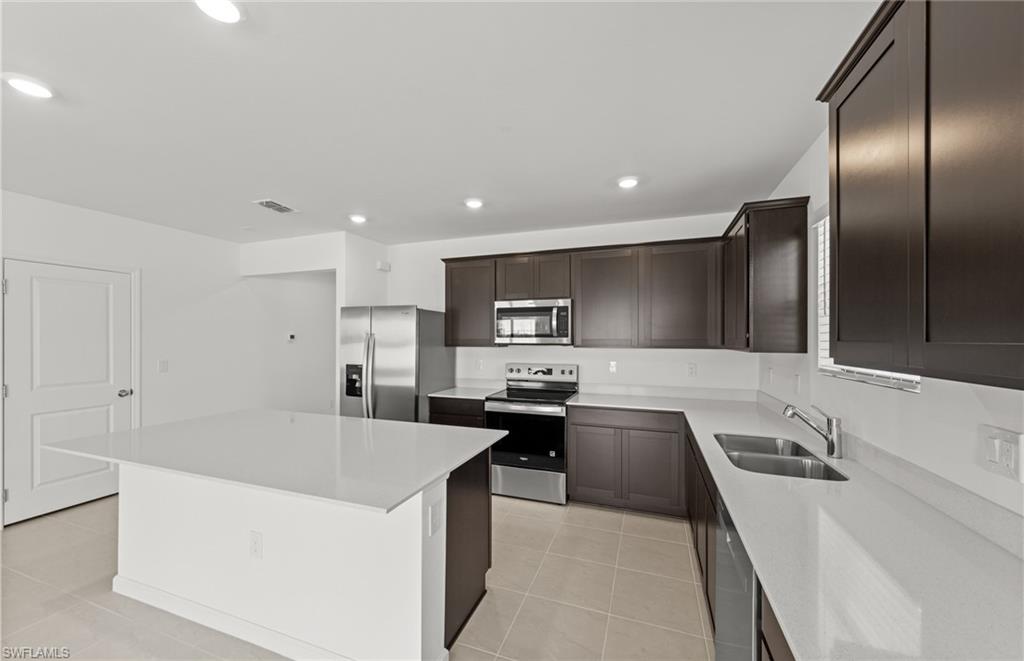 CALOOSA COVE - Residential
