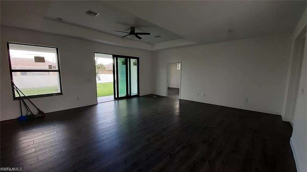 CAPE CORAL - Residential Lease